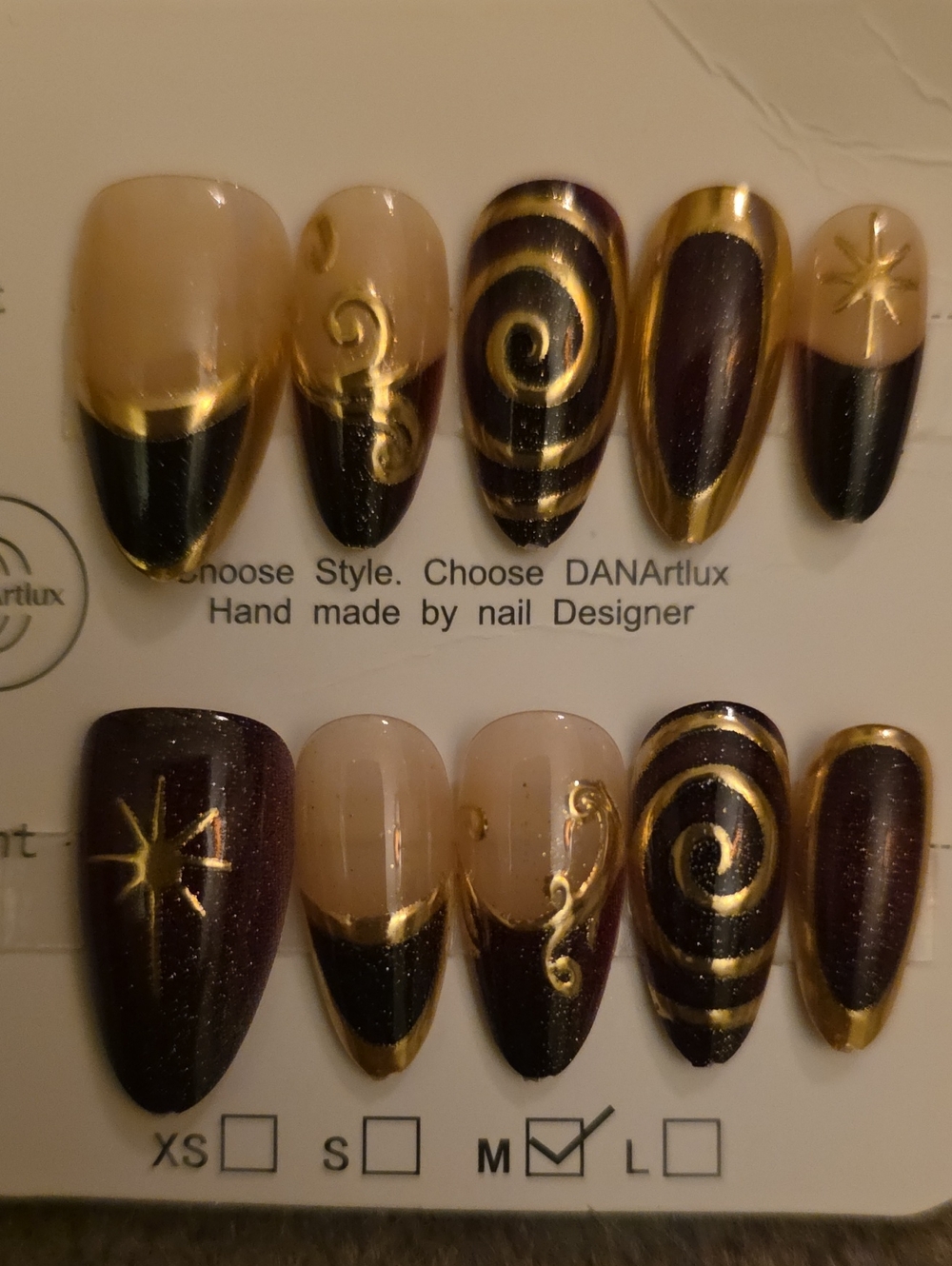Black & Gold Swirl Press-On Nail Set Size Med
